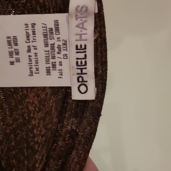 Ladies hat - Picture 4 of 4